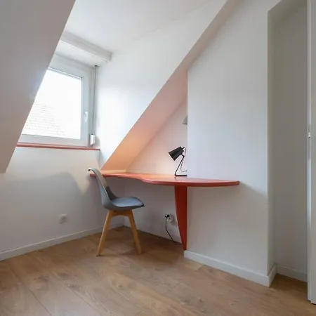 Apartment Ideal - Quiet Garden - Free Parking Eurovision